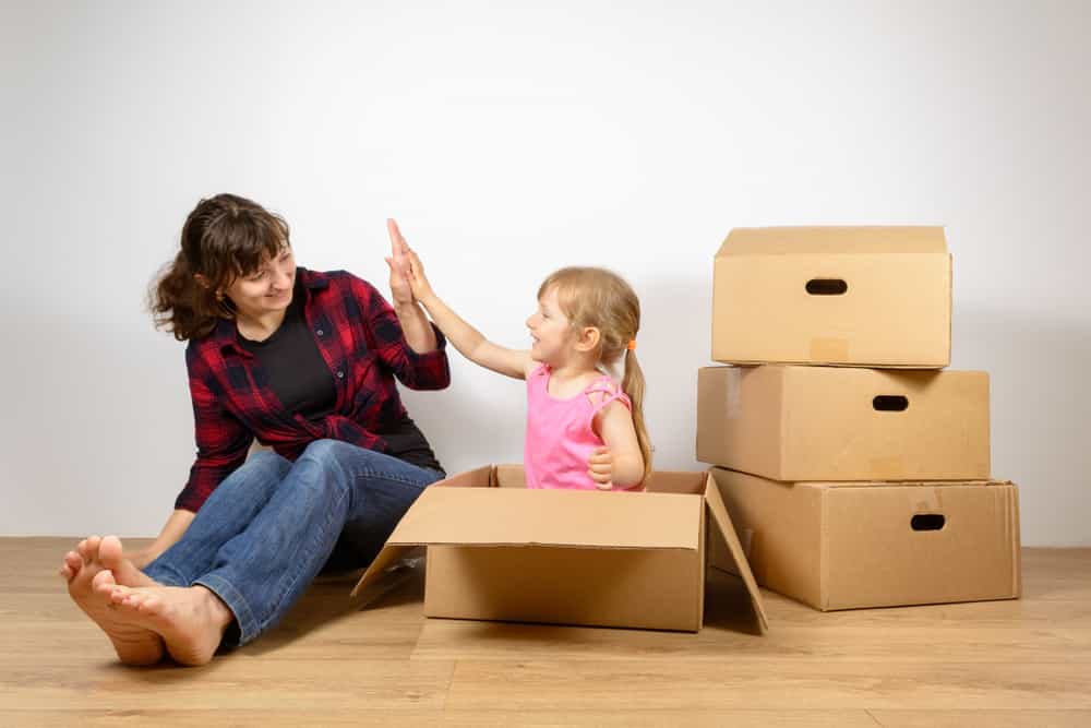 10 Effective Ways For Searching flats for single moms